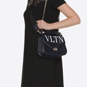 Meet your Posher, Farah